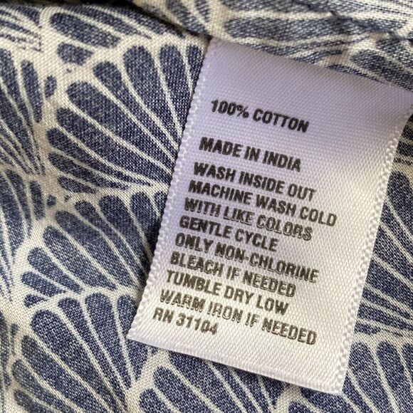 Crown & Ivy Women's Scallop Print Button Front Shirt Size XL Blue White Cotton - Picture 10 of 10
